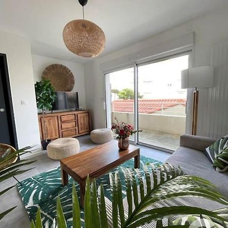 .La Villa Sablaise. Maison Avec Place De Parking Au Coeur Du Quartier Arago 莱萨布勒-多洛讷 外观 照片