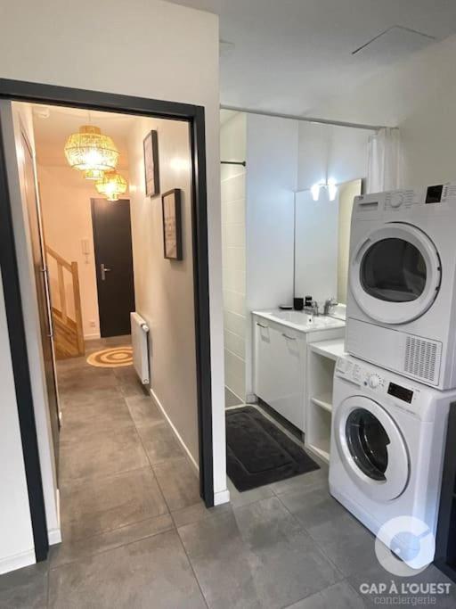 .La Villa Sablaise. Maison Avec Place De Parking Au Coeur Du Quartier Arago 莱萨布勒-多洛讷 外观 照片