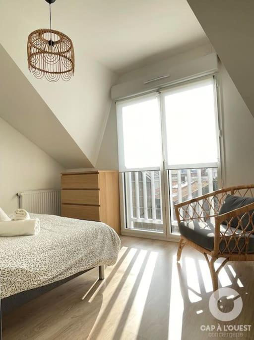 .La Villa Sablaise. Maison Avec Place De Parking Au Coeur Du Quartier Arago 莱萨布勒-多洛讷 外观 照片